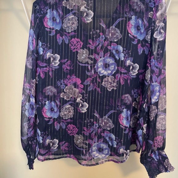 Top - Picture 2 of 3